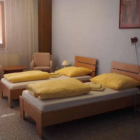 Slnecny Dvor Hotel 2*
